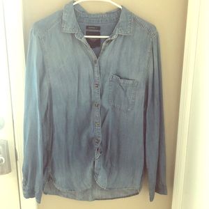 American Eagle Boyfriend fit button up